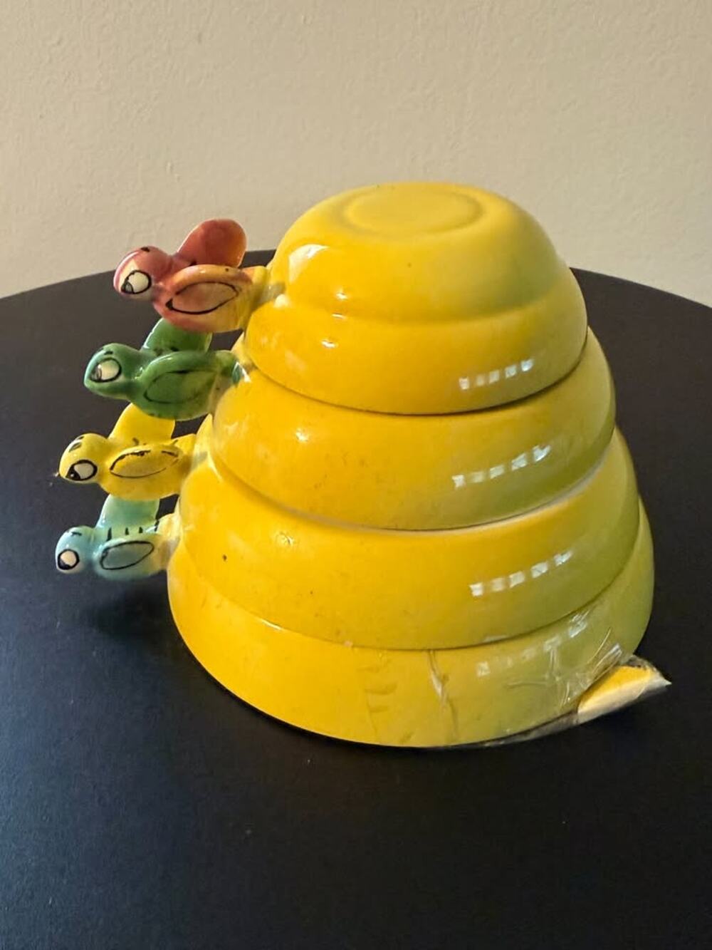 Vintage 1950s Japanese Menschik-Goldman Beehive Ceramic Measuring Cups